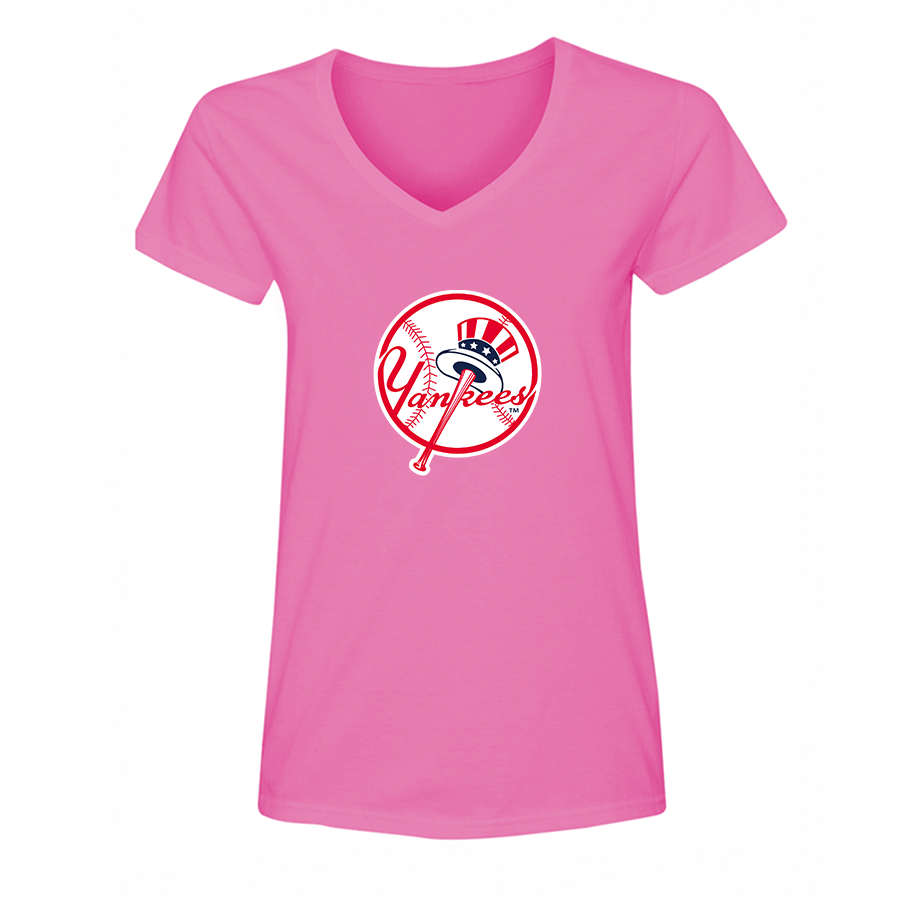 NBA Women's Yankees NY V-Neck T-Shirt