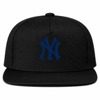 Black New York Yankees snapback hat - front view